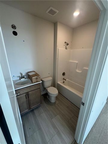 20827 W 188th Terrace, Spring Hill, KS 66083
