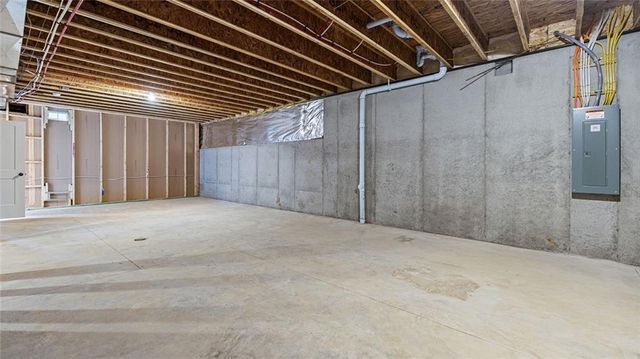 20827 W 188th Terrace, Spring Hill, KS 66083