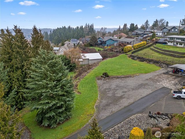 2137 3rd Street SE, Puyallup, WA 98372