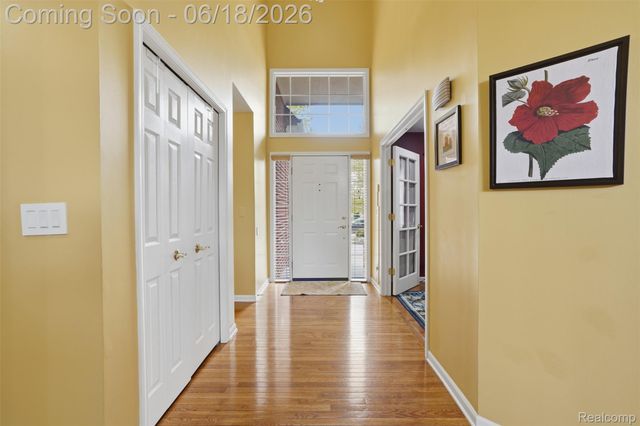 29126 Eastman Trail, Novi, MI 48377
