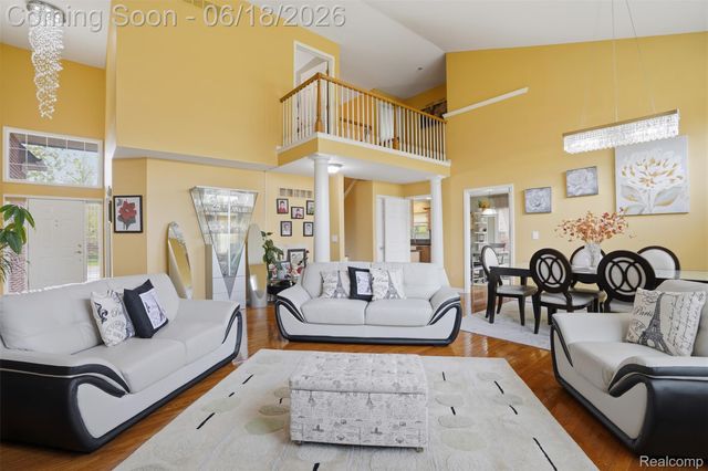 29126 Eastman Trail, Novi, MI 48377