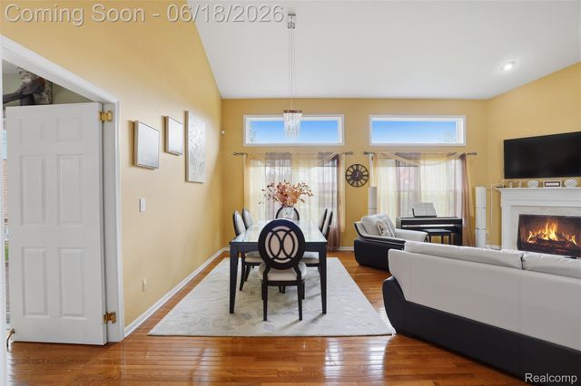 29126 Eastman Trail, Novi, MI 48377