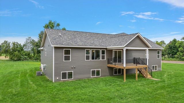 9764 56th Avenue, Allendale, MI 49401