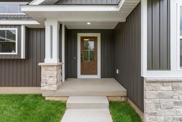 9764 56th Avenue, Allendale, MI 49401