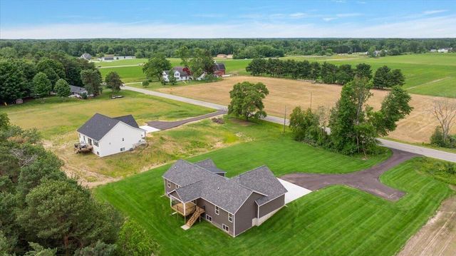 9764 56th Avenue, Allendale, MI 49401