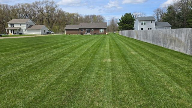 29209 62nd Avenue, Lawton, MI 49065