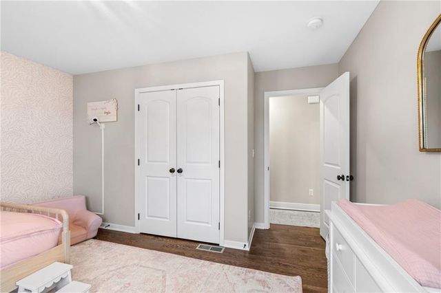 1283 NW Lindenwood Drive, Grain Valley, MO 64029