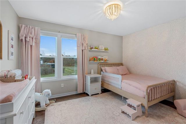 1283 NW Lindenwood Drive, Grain Valley, MO 64029