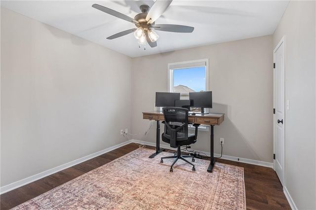 1283 NW Lindenwood Drive, Grain Valley, MO 64029