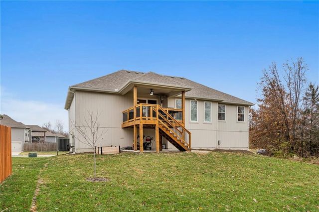 1283 NW Lindenwood Drive, Grain Valley, MO 64029