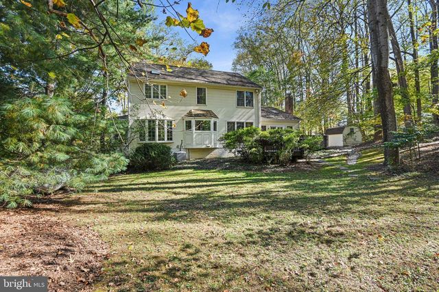 11273-A WAPLES MILL RD, Oakton, VA 22124