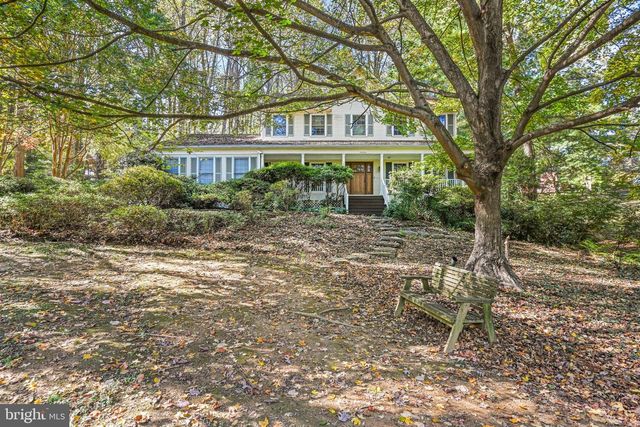 11273-A WAPLES MILL RD, Oakton, VA 22124