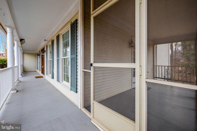 11273-A WAPLES MILL RD, Oakton, VA 22124