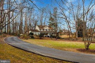11273-A WAPLES MILL RD, Oakton, VA 22124