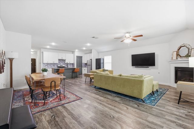 5836 Melville Lane, Forney, TX 75126