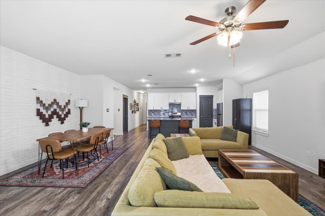 5836 Melville Lane, Forney, TX 75126