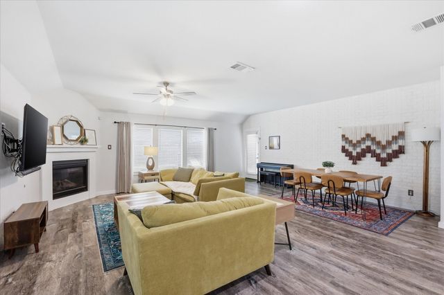 5836 Melville Lane, Forney, TX 75126