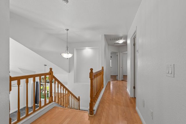 8422 Deer Fern Ct, Antelope, CA 95843