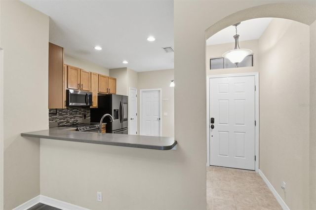 11840 13TH WAY N, St Petersburg, FL 33716