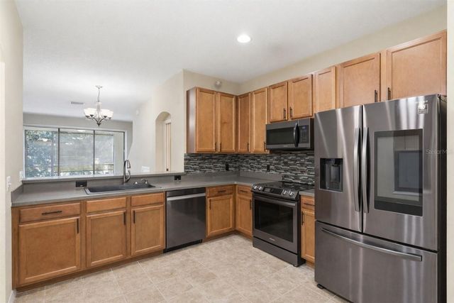 11840 13TH WAY N, St Petersburg, FL 33716