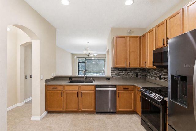 11840 13TH WAY N, St Petersburg, FL 33716