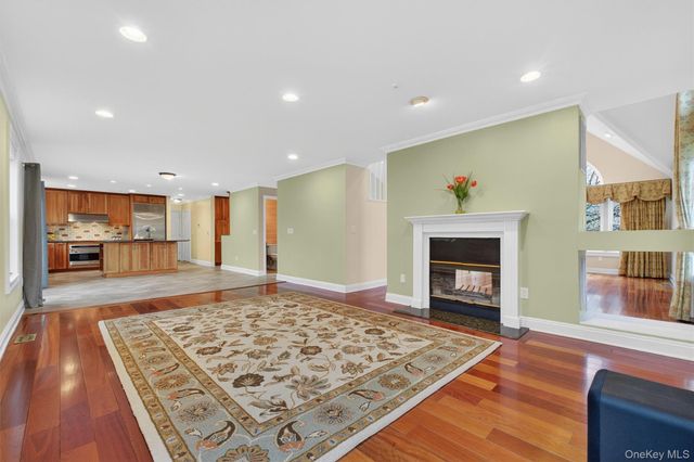 45 E Hill Road, Cortlandt Manor, NY 10567