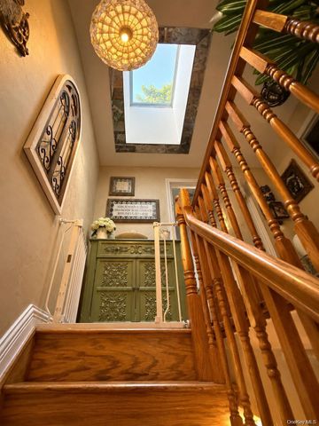 42 Birch Road, Staten Island, NY 10303