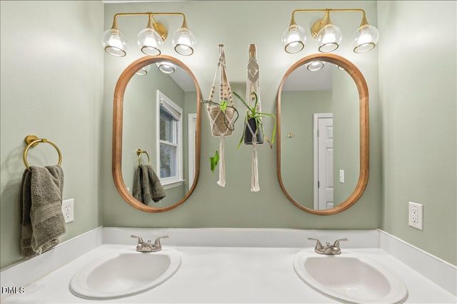 6733 Eastbrook Drive, Raleigh, NC 27615