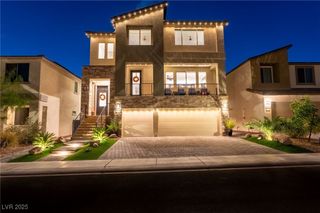 10154 Mystic Falls Drive, Las Vegas, NV 89141