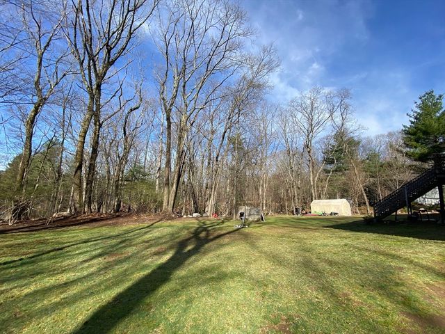 128 Cheryl Lane 2L, Holliston, MA 01746