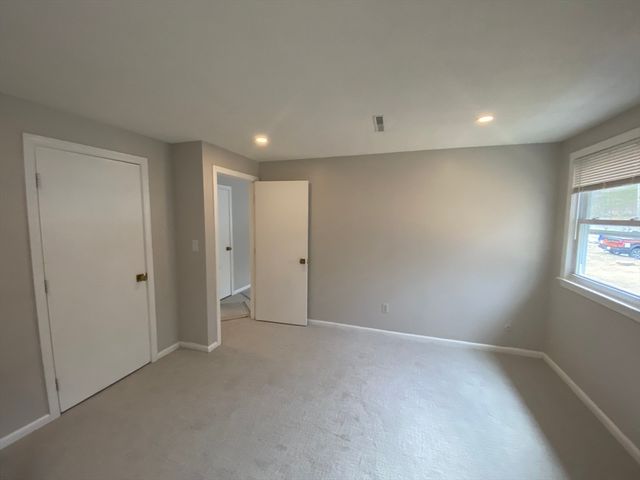 128 Cheryl Lane 2L, Holliston, MA 01746