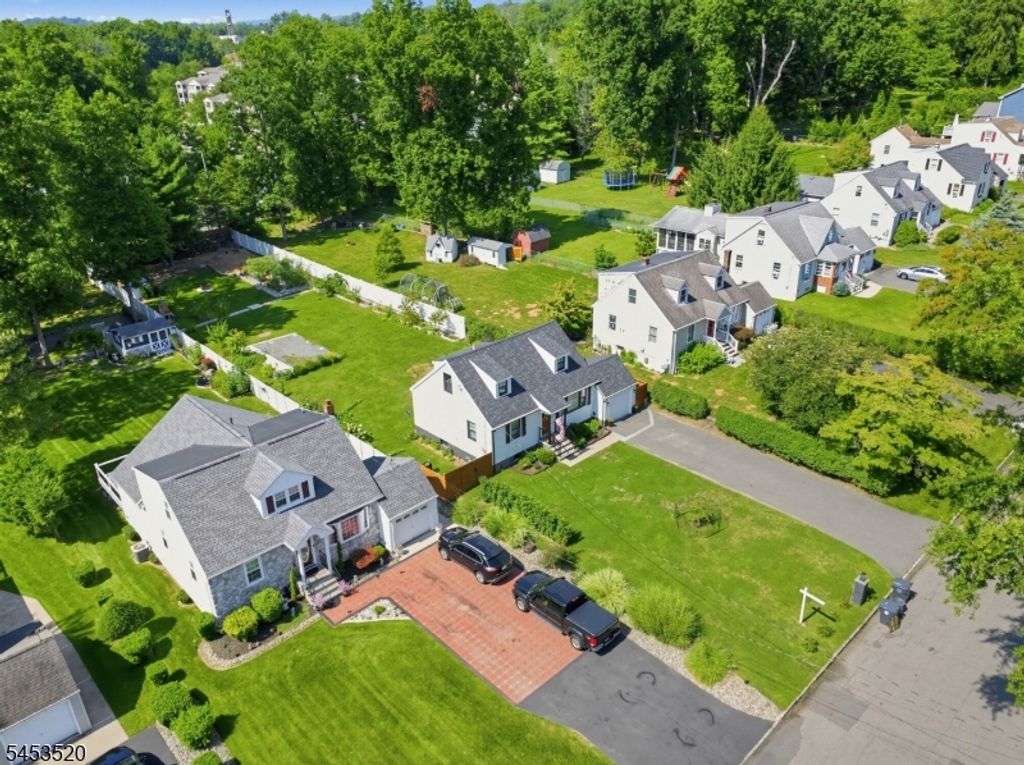 9 Frederick Pl, Hanover Twp., NJ 07927 — exterior