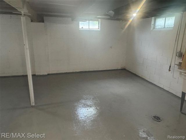 3302 Miller Road, Flint, MI 48503