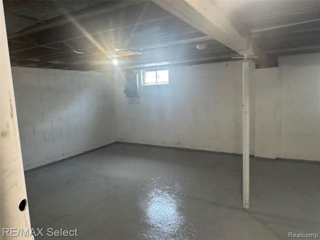 3302 Miller Road, Flint, MI 48503