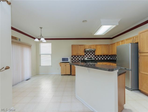 38467 Renwood Avenue, Avon, OH 44011