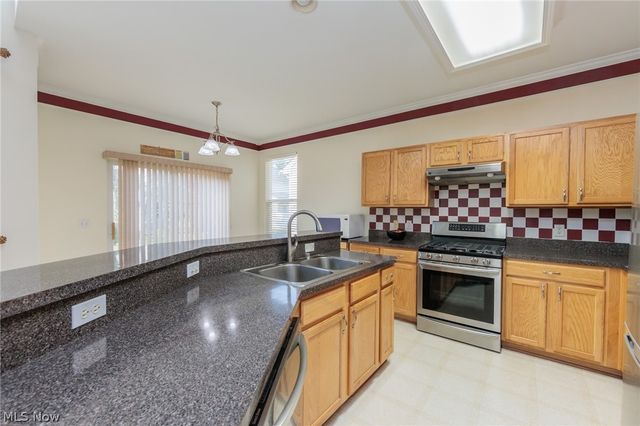 38467 Renwood Avenue, Avon, OH 44011