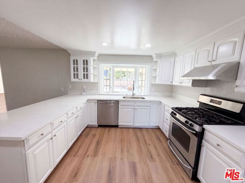 8452 Hazelwood Circle, Westminster, CA 92683 — photo 2
