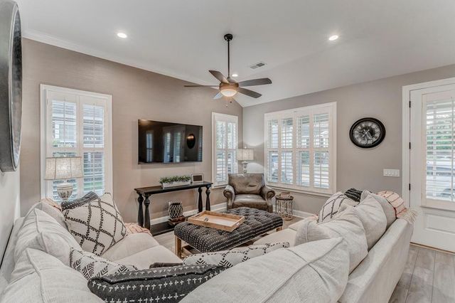 329 Kempton Lane, Dalton, GA 30721