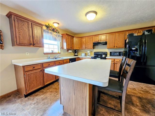 107 Cedar, Chardon, OH 44024