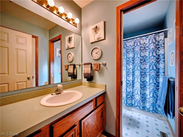 107 Cedar, Chardon, OH 44024