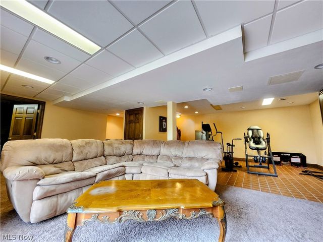 107 Cedar, Chardon, OH 44024