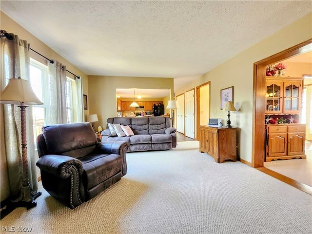 107 Cedar, Chardon, OH 44024