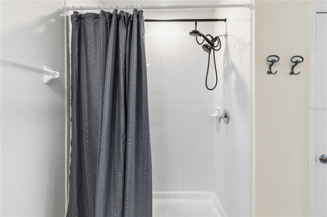 8354 HARDY BAY LOOP, Wesley Chapel, FL 33545