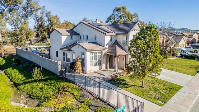 32764 Lambeth, Winchester, CA 92596