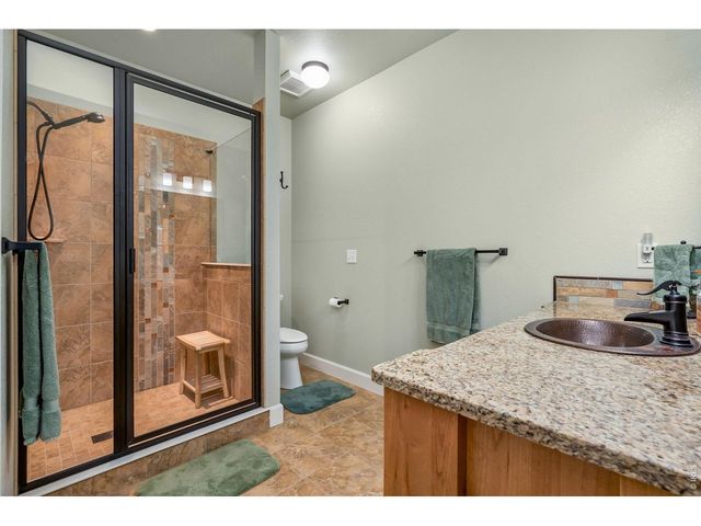 7108 Housmer Park Dr, Fort Collins, CO 80525