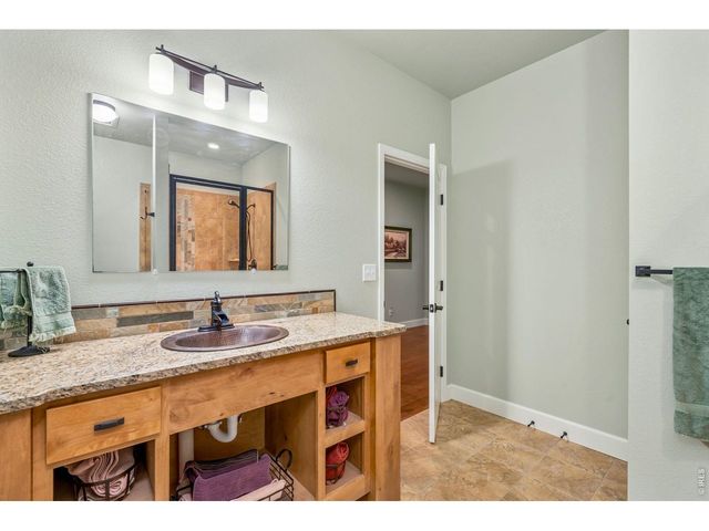 7108 Housmer Park Dr, Fort Collins, CO 80525