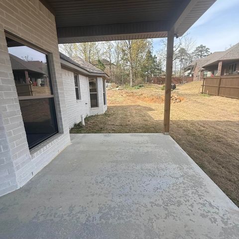 119 Crestview Drive, Maumelle, AR 72113