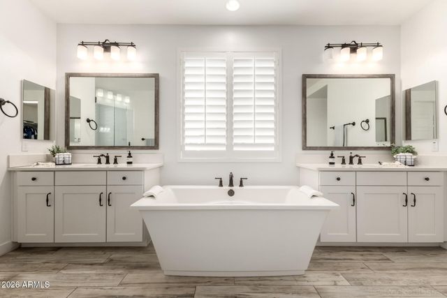 2285 E ATHENA Avenue, Gilbert, AZ 85297