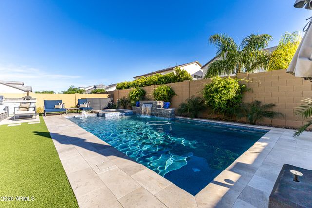 2285 E ATHENA Avenue, Gilbert, AZ 85297