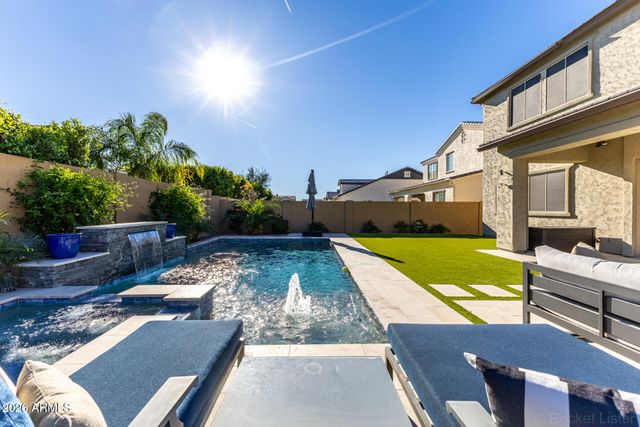 2285 E ATHENA Avenue, Gilbert, AZ 85297